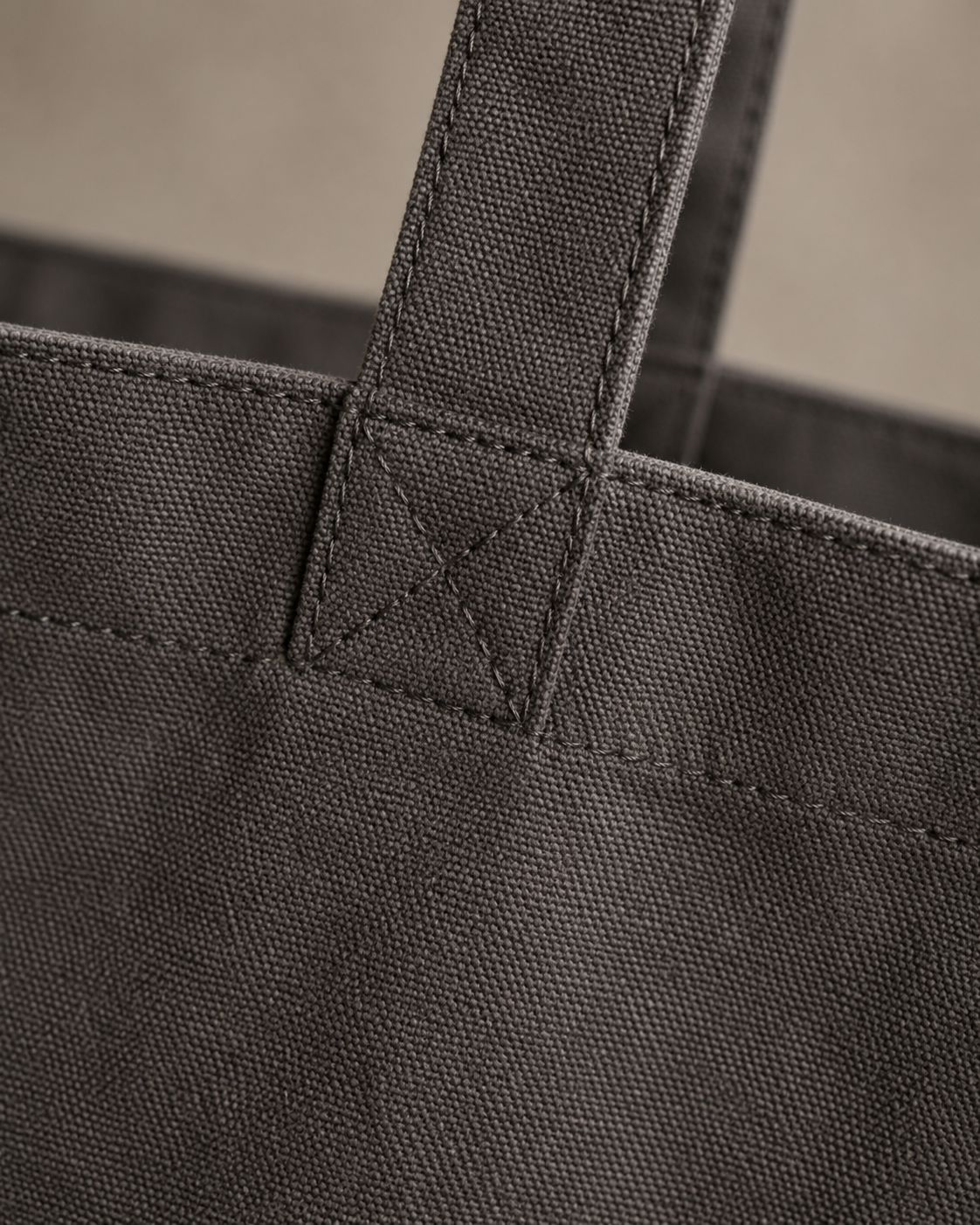 Materials and pocket detail